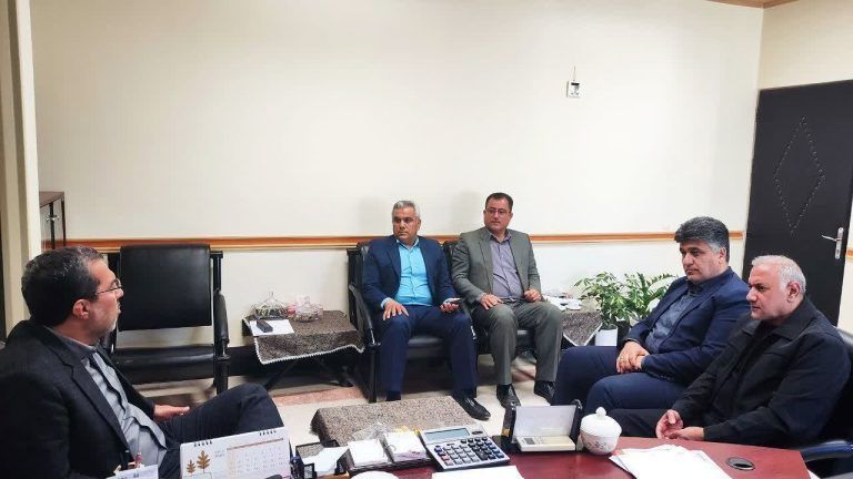 توسعه فضاهای ورزشی در روستاها گامی مؤثر در ارتقای نشاط و کاهش آسیب‌های اجتماعی