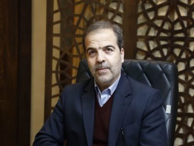 لزوم شناسایی دست‌فروشان و طراحی غرفه‌های ویژه برای ساماندهی بازار در گرگان