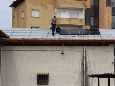 نصب نیروگاه خورشیدی ۳۰ کیلو واتی در اداره‌کل غله و خدمات بازرگانی استان گلستان