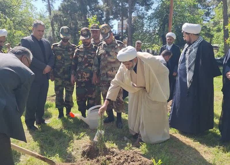 پیوستن حوزه علمیه برادران و خواهران گرگان به پویش سرو ایران همزمان با سالروز میلاد رهبر معظم انقلاب