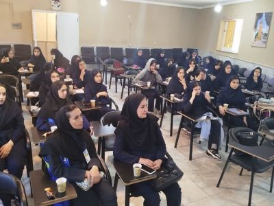 برگزاری دوره آموزش تفکیک زباله از مبدا ویژه نوجوانان پایه متوسط اول گرگان