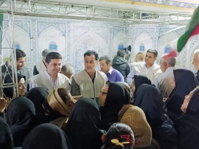به مناسبت هفته کارگر برگزار شد؛ میز خدمت متفاوت اداره کل تعاون، کار و رفاه اجتماعی گلستان در جمع مردم انقلابی گرگان