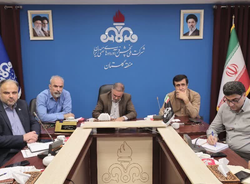 نشست مدیر منطقه گلستان با رانندگان نفتکش؛ تقدیر از حماسهسازان و بررسی دغدغههای صنفی