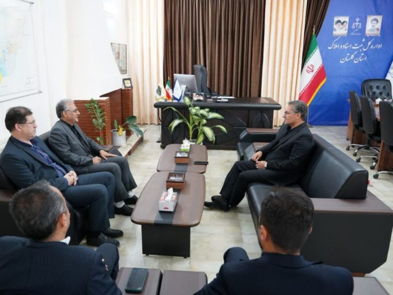مدیرکل ثبت اسناد گلستان: آماده همکاری برای رفع مشکلات ثبتی آموزش‌ و پرورش هستیم