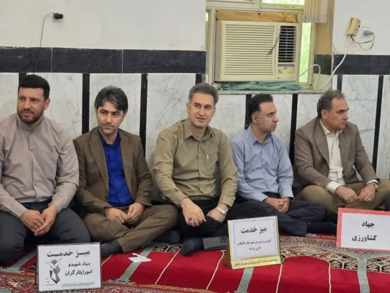پاسخگویی رئیس مخابرات شهرستان گالیکش به مطالبات مردمی در میز خدمت شهر ینقاق