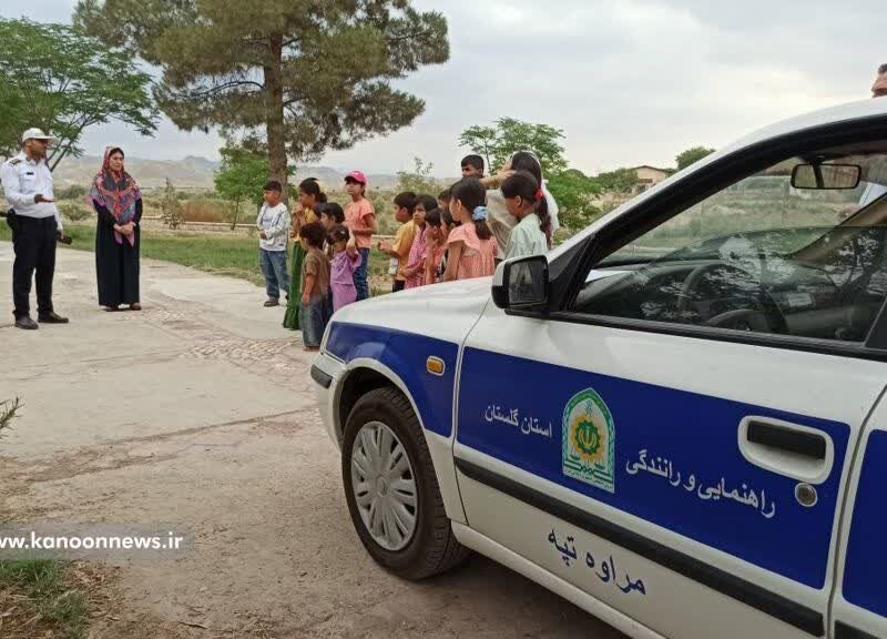آموزش فرهنگ ترافیک به کودکان مراوهتپه با حضور پلیس راهور