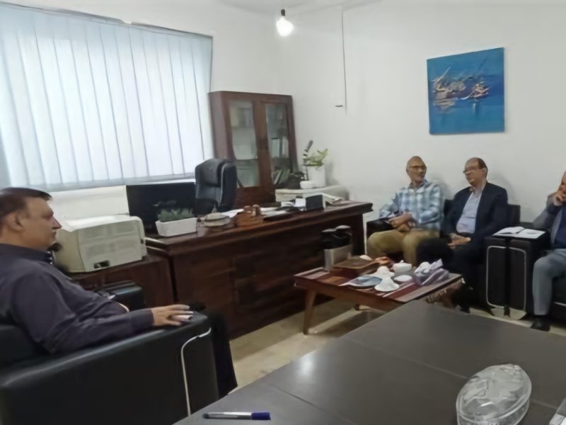حسن دیلم میزبان انجمن قلم و نشرگلستان شد/ از پیشنهاد احیا رویداد کتاب فصل تا رونق فعالیت‌های کتاب محور