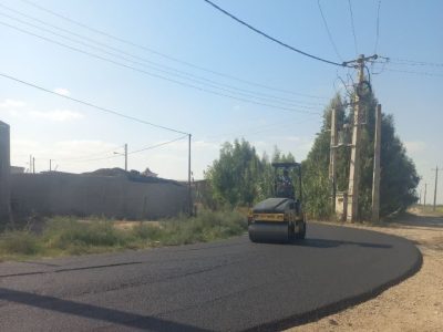 تداوم نهضت آسفالت روستاهای گلستان؛ ۲۵۰۰ مترمربع از معابر باغه شیخ موسی آق‌قلا آسفالت شد